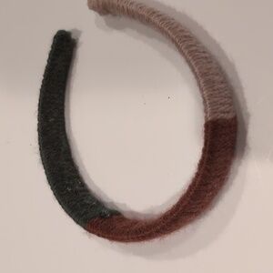 Multicolored yarn wrapped headband